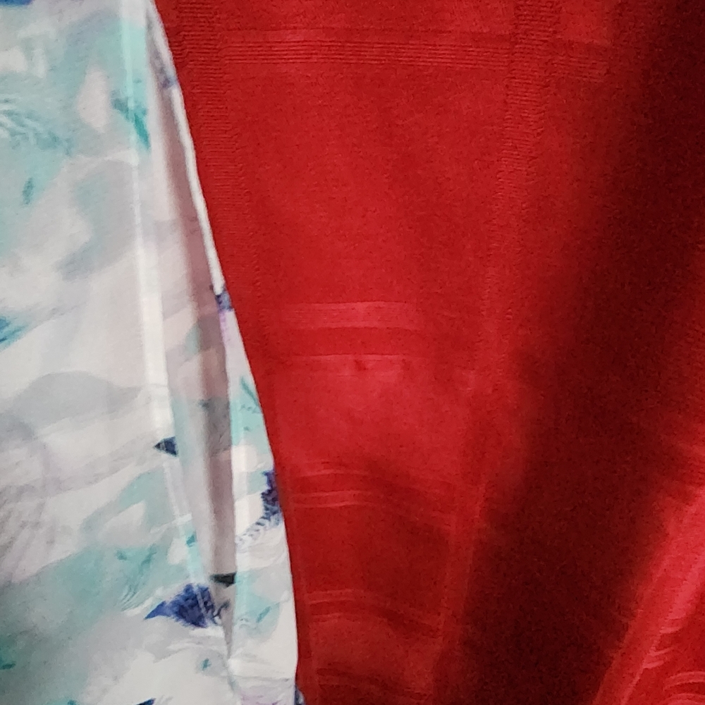 Plus Size top - Picture 3 of 3